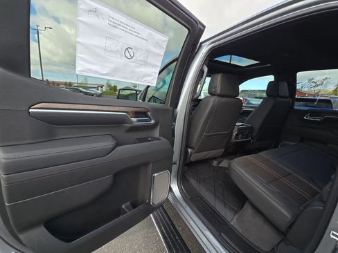 New 2026 Chevrolet Silverado 1500 High Country AWD/4WD image 11