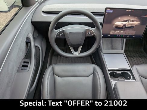 Used 2025 Tesla Model 3 Long Range image 17