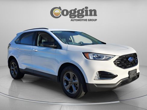 Used 2022 Ford Edge SEL w/ Sport Appearance Package image 7