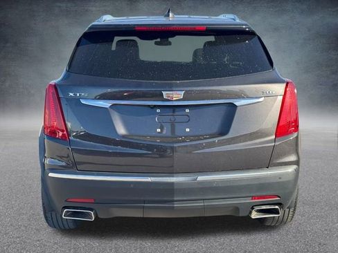 Used 2018 Cadillac XT5 Luxury w/ Driver Awareness Package image 6