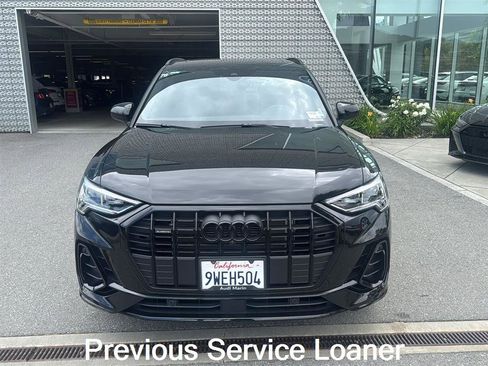 Used 2025 Audi Q3 2.0T Premium Plus w/ Premium Plus Package AWD/4WD image 2