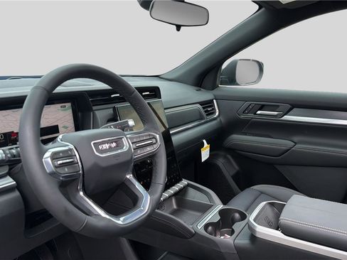 New 2026 GMC Terrain Elevation w/ Elevation Premium Package image 17