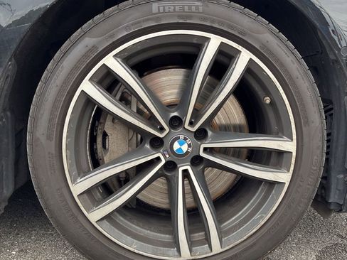 Used 2022 BMW 750i xDrive w/ Executive Package AWD/4WD image 14