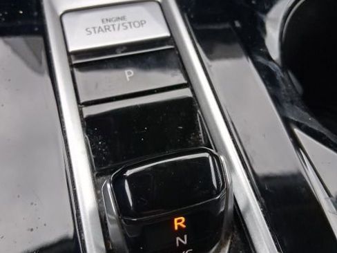 Used 2024 Volkswagen Atlas SE FWD image 28