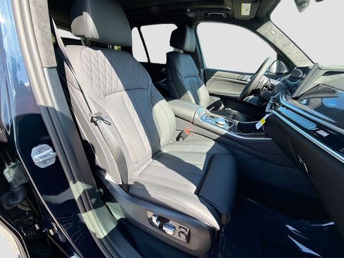 New 2026 BMW X5 M60i AWD/4WD image 14