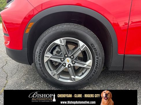 Used 2023 Chevrolet Blazer LT w/ Convenience Package FWD image 17