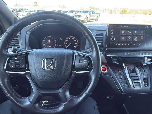 Used 2025 Honda Odyssey Sport-L image 28