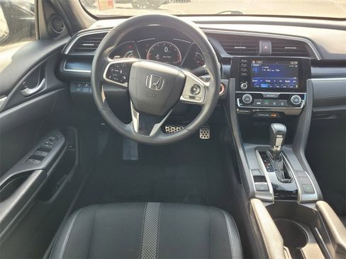 Used 2020 Honda Civic Sport image 7