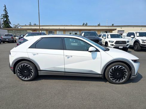 Used 2023 Hyundai Ioniq 5 Limited AWD/4WD image 8
