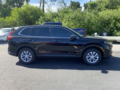 New 2025 Honda CR-V LX image 5