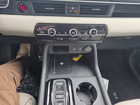 New 2026 Honda Pilot Touring image 18