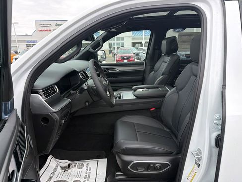 New 2026 Jeep Grand Wagoneer L Limited image 9