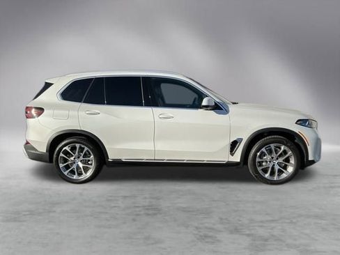 Used 2025 BMW X5 xDrive40i image 3