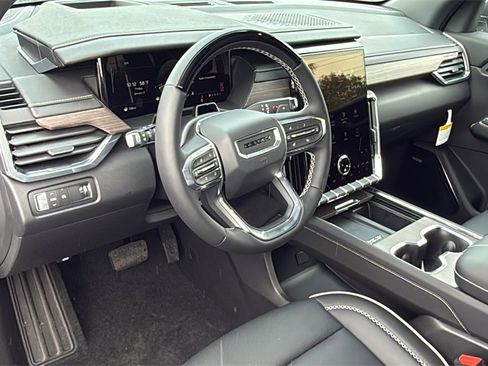 New 2026 GMC Acadia Denali w/ Super Cruise Package image 10