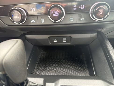 Used 2023 Honda Accord LX image 52