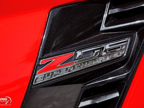 Used 2019 Chevrolet Corvette Z06 RWD image 18