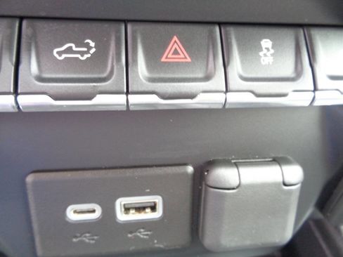 Used 2020 GMC Sierra 3500 Denali w/ Denali Ultimate Package image 81