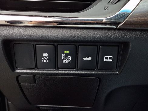Used 2016 Toyota Avalon Limited w/ Protection Package FWD image 27