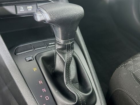 Used 2018 Kia Rio S image 23