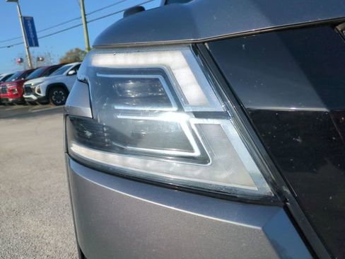 Used 2022 Nissan Armada SL w/ Midnight Edition Package RWD image 9