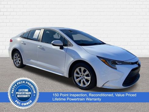 Used 2024 Toyota Corolla LE image 1