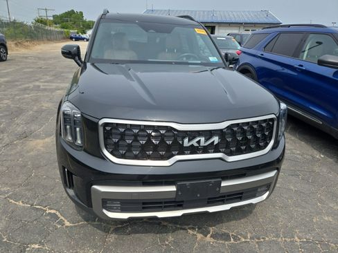 Used 2023 Kia Telluride SX X-Line AWD/4WD image 2