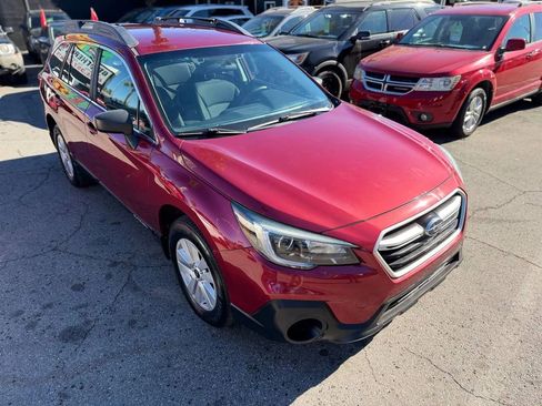 Used 2019 Subaru Outback 2.5i image 2