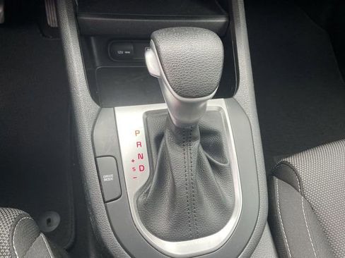 Used 2023 Kia Forte LXS image 15