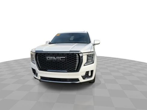 Certified 2023 GMC Yukon XL Denali Ultimate image 3