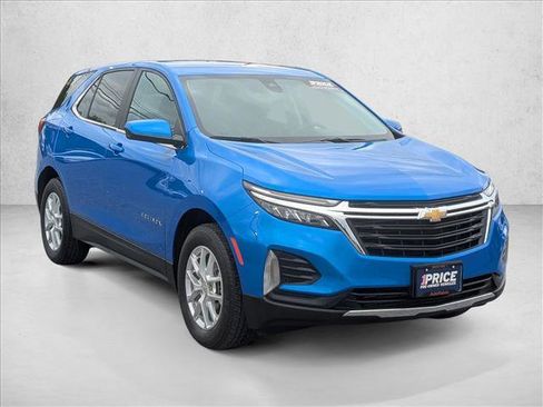 Used 2024 Chevrolet Equinox LT AWD/4WD image 3