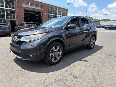 Used 2017 Honda CR-V EX image 3