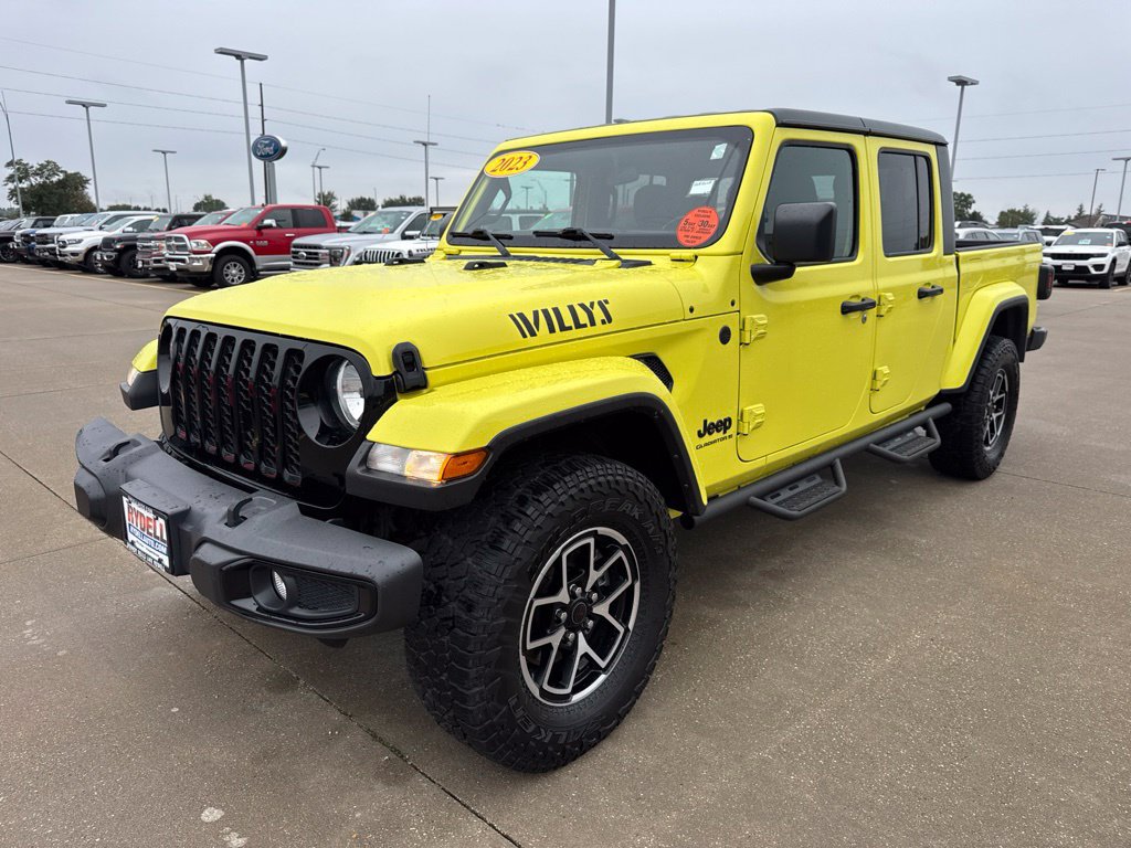 Used 2023 Jeep Gladiator Sport AWD/4WD image 23