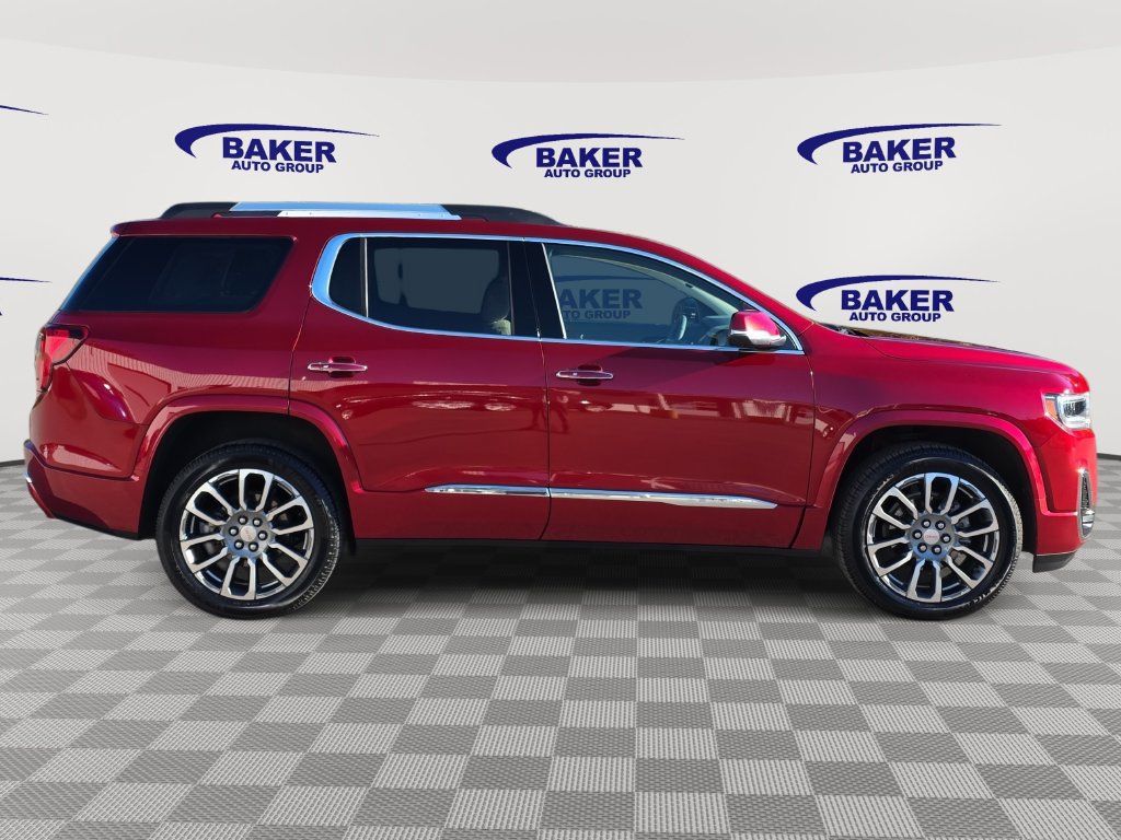 Used 2023 GMC Acadia Denali w/ Denali Ultimate Package AWD/4WD image 4