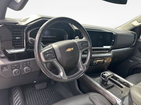 Used 2023 Chevrolet Silverado 1500 LTZ AWD/4WD image 10
