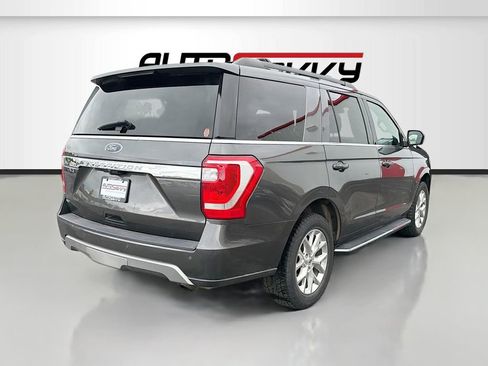 Used 2021 Ford Expedition XLT AWD/4WD image 7