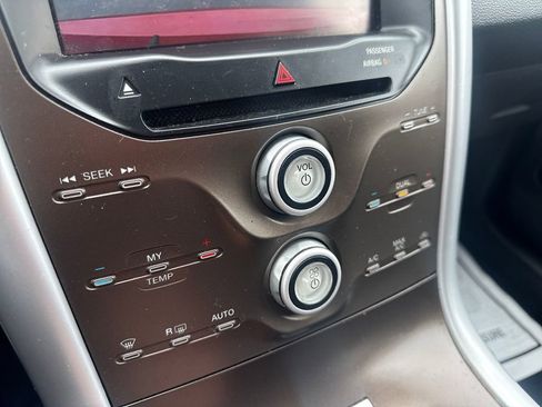 Used 2014 Ford Edge SEL w/ Equipment Group 205A image 37