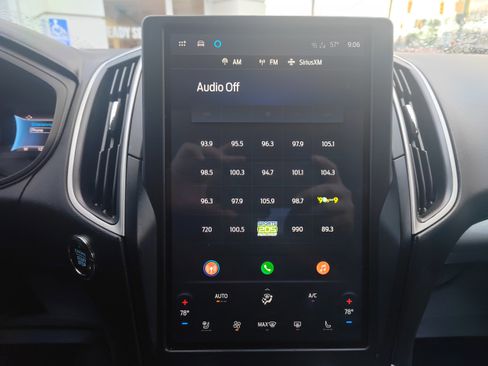 Used 2024 Ford Edge SEL w/ Convenience Package image 21