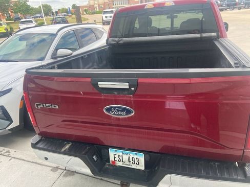 Used 2017 Ford F150 XLT w/ Equipment Group 302A Luxury AWD/4WD image 5