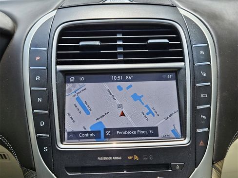 Used 2019 Lincoln Nautilus Black Label image 15