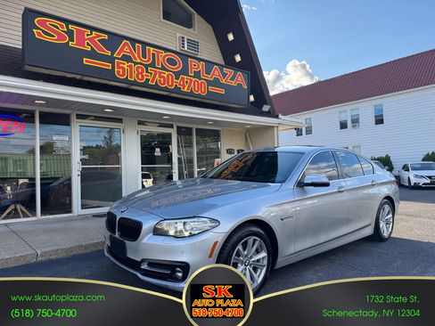 Used 2016 BMW 528i xDrive Sedan image 1
