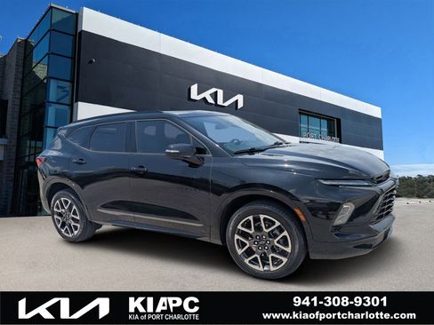Used 2023 Chevrolet Blazer RS FWD image 1