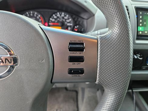 Used 2006 Nissan Frontier SE w/ (P01) Power Pkg image 19