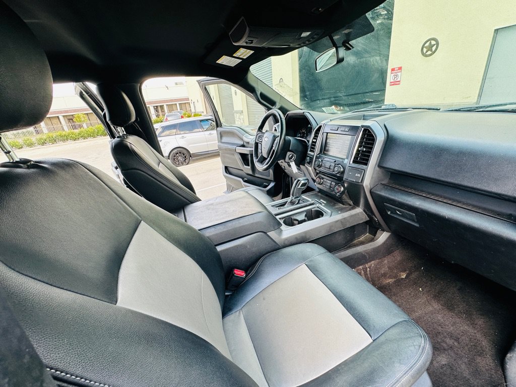 Used 2015 Ford F150 XLT w/ Equipment Group 302A Luxury AWD/4WD image 29