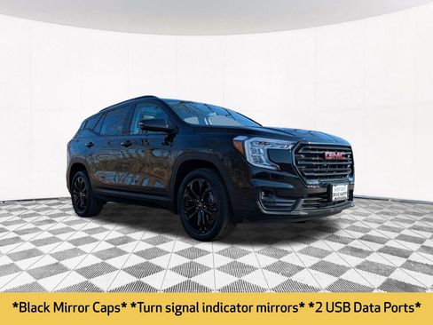 Used 2022 GMC Terrain SLT w/ Infotainment Package II image 17