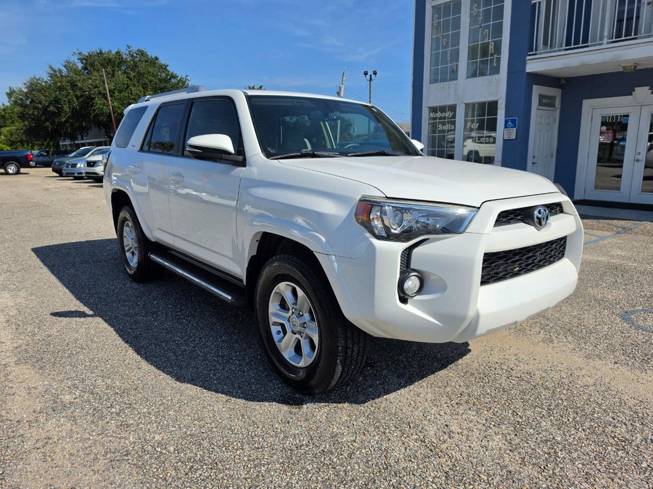 Used 2017 Toyota 4Runner SR5 Premium AWD/4WD image 7