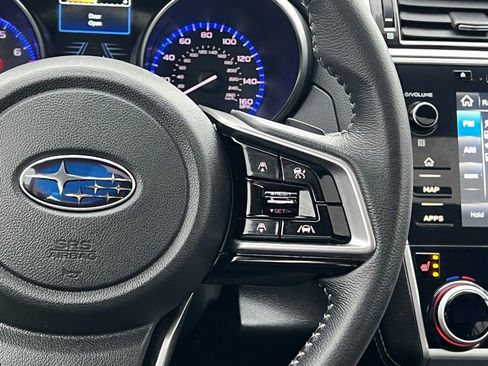 Used 2018 Subaru Outback 3.6R Limited image 23