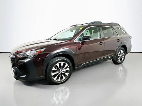 Used 2023 Subaru Outback Limited AWD/4WD image 3