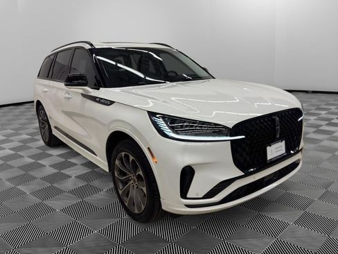 Used 2025 Lincoln Aviator AWD w/ Jet Appearance Package image 1