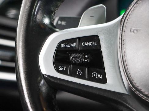 Used 2022 BMW X5 xDrive40i w/ M Sport Package AWD/4WD image 13