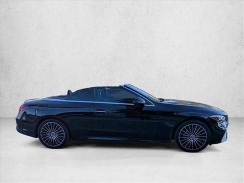 Used 2026 Mercedes-Benz CLE 300 4MATIC Cabriolet image 4
